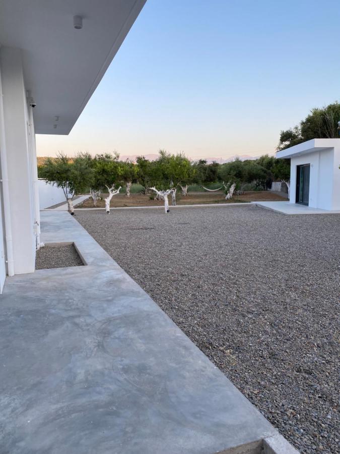 Lefko Apartments Ταυρωνίτης Εξωτερικό φωτογραφία
