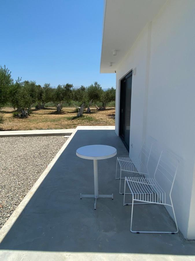 Lefko Apartments Ταυρωνίτης Εξωτερικό φωτογραφία